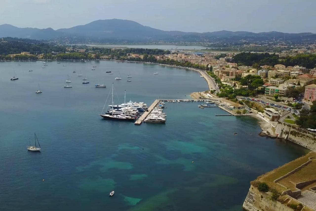 Avra House * Πουλάδες